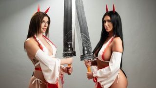 Cosplay Copycats – Leah Hayes & Bella Joie